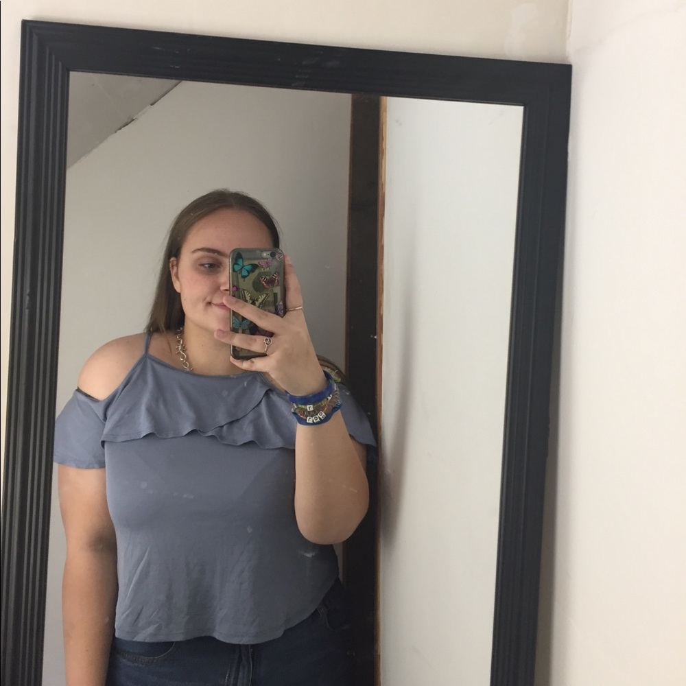 off the shoulder pretty on the outside crop top